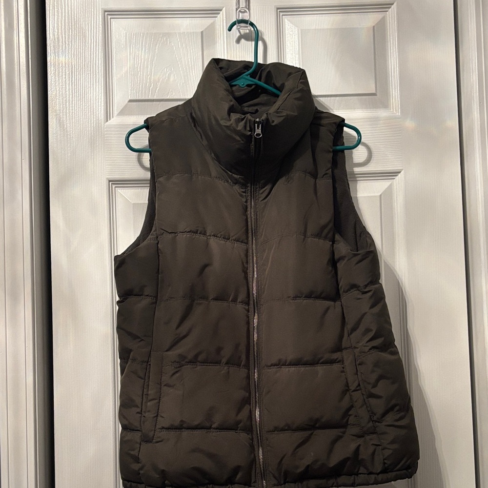 Army Olive Green Puffer Vest